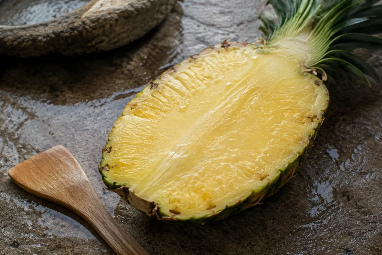 Fruit Enzyme Exfoliation: How Gentle Peels Work