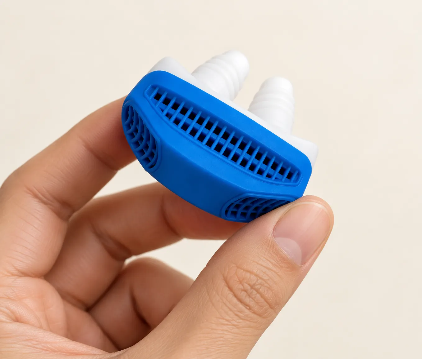 Aerflow — the package held in a hand